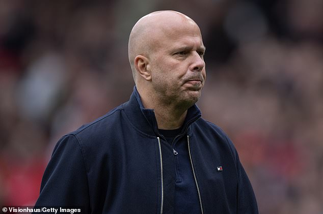 O Liverpool se separou de Arne Slot apenas um ano depois de ele ter vencido a Premier League