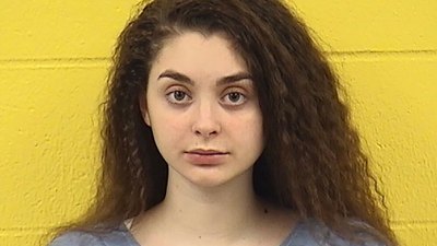 Mackenzie Shirilla se preocupa por ‘não poder ter filhos’ durante a prisão com a mãe