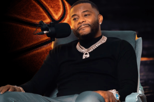 Marves Fairley, conhecido como Vezino Locks, fala durante uma entrevista em podcast em meio à investigação federal de apostas esportivas e jogos de azar da NBA envolvendo Terry Rozier e Damon Jones.