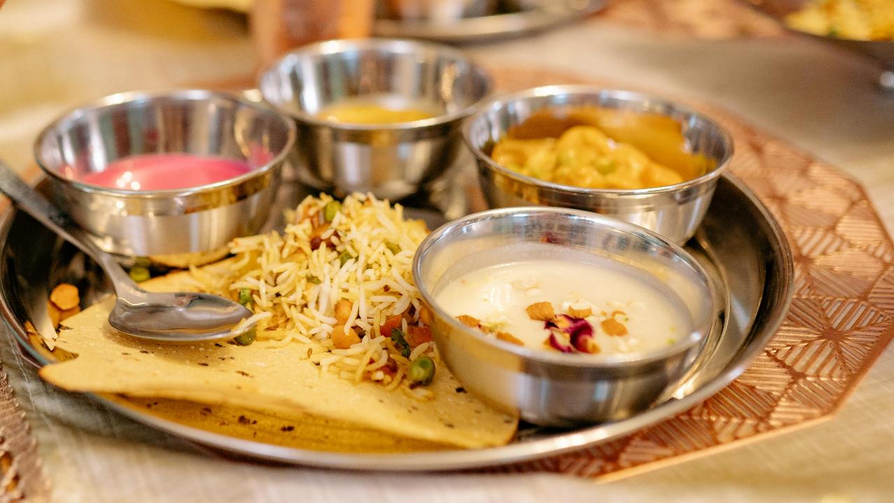 O custo do thali não vegetariano caseiro cai 1% em março: Relatório