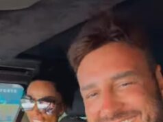 Katie Price si riunisce con il marito Lee Andrews mentre ballano insieme nella sua macchina – mentre la star non mostra alcun segno di voler interrogare l’uomo d’affari per avere risposte dopo il suo periodo in prigione