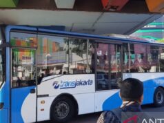 I servizi Transjakarta 1N e 10D operano solo fino alla fine di giugno, prendi nota dei percorsi alternativi