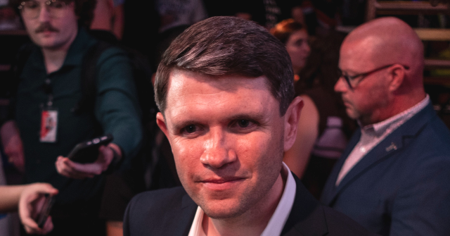 AP26148070785388-640x335.png