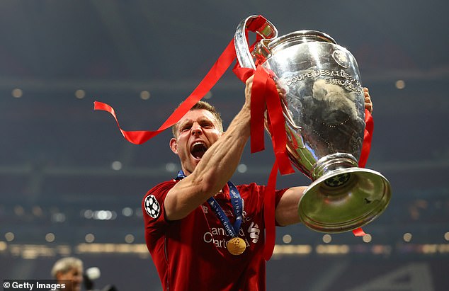 James Milner se aposenta do futebol aos 40: o maior recordista de jogos da Premier League sai - meses depois de dizer que estava "aberto" para permanecer em Brighton