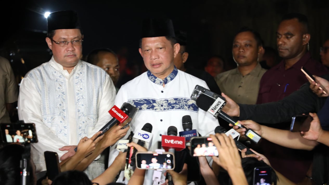 Mendagri Tito Sampaikan Duka Mendalam atas Wafatnya Ryamizard Ryacudu