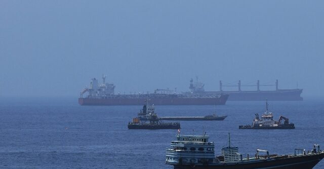Strait-of-Hormuz-2-640x335.jpg