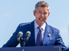 Sean Duffy sbatte gli ex protagonisti dell’evento Freedom 250 durante il raduno di Trump