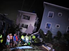 Il mondo reagisce mentre i devastanti terremoti in Venezuela uccidono almeno 32 persone